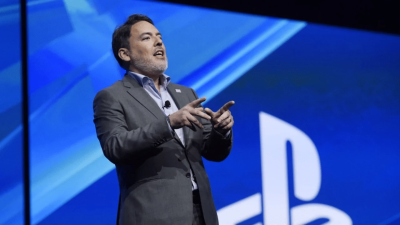 Shawn Layden, ex-jefe en Sony, critica la decisión de abandonar los discos en PlayStation y recuerda la reacción…